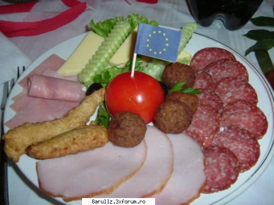 mancarea.. yumy yumy:nod: